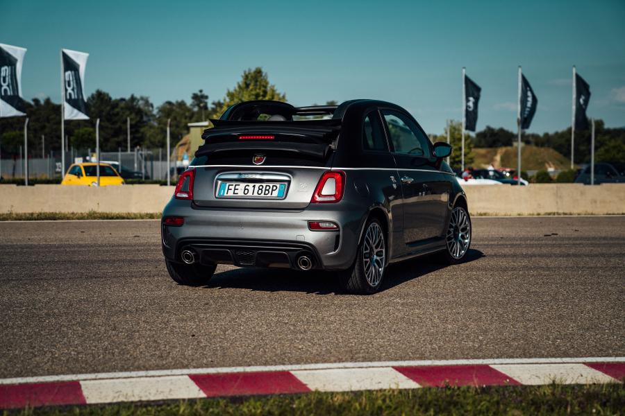  Abarth 595C Turismo (312) 2016 года  (WW) (фото 15 из 31)